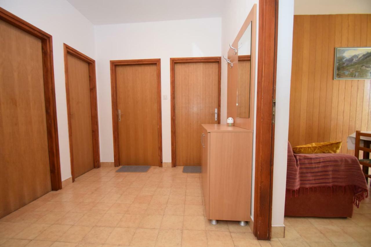 Apartments Ivan Starigrad Paklenica Eksteriør billede