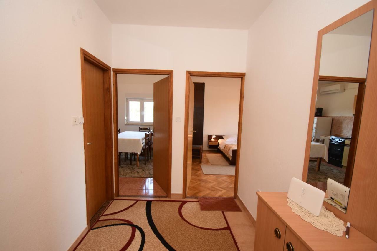 Apartments Ivan Starigrad Paklenica Eksteriør billede